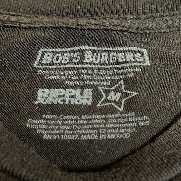 BOB’S Burgers Tina Belcher black tee with graphic Smart strong sensual SZ M - Picture 8 of 10